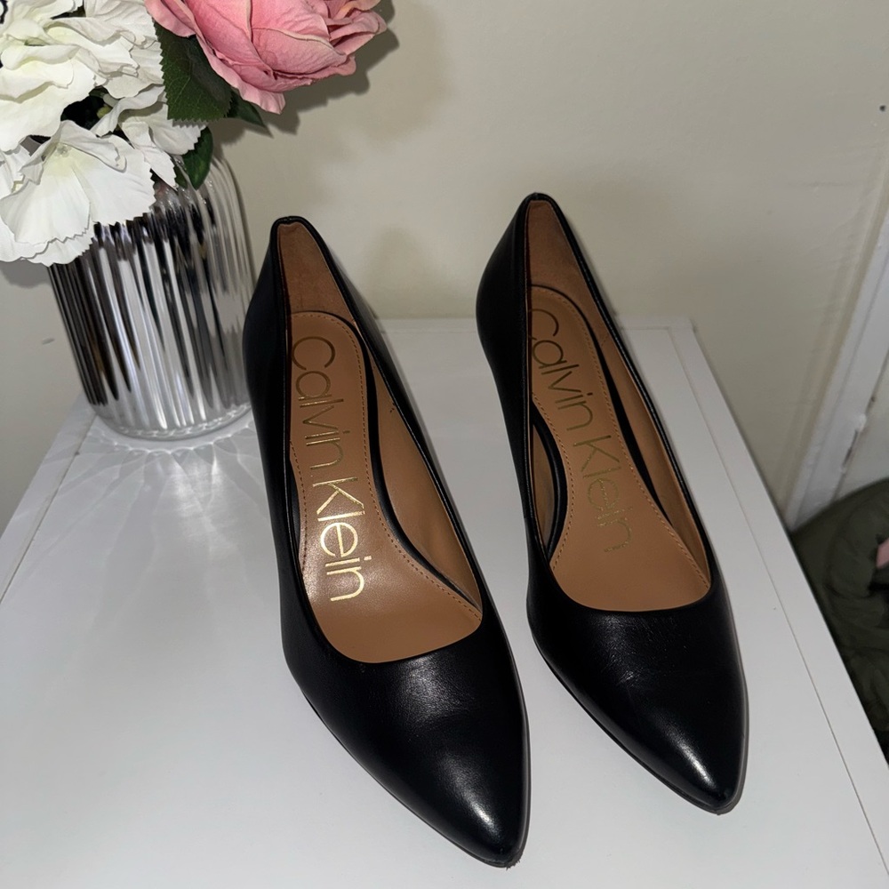 Calvin Klein Black Heels Classic Pointed-Toe